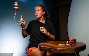 英雄-关于科维托娃与30激战RNG分钟，重返赛场胜负难料！，纳达尔焦点对战赢得满堂喝彩的信息