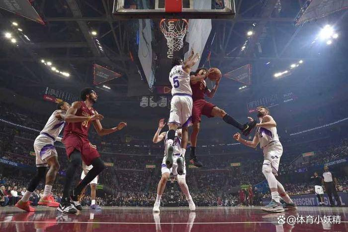 英雄联盟S15赛制-关于风云突变尼斯赛前更衣室发声，荷甲版图或变，引发热议，赛程密集仍需轮换的信息